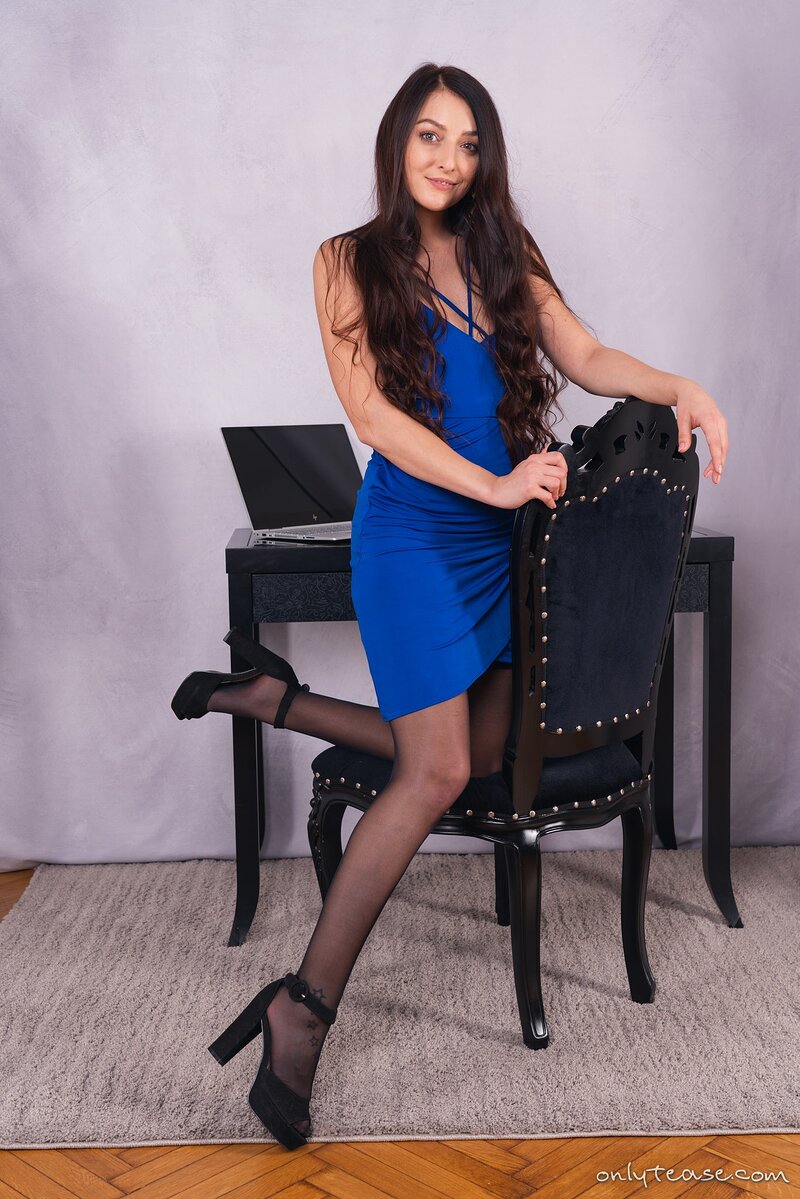 Аллочка, 18 лет, 1 размер груди